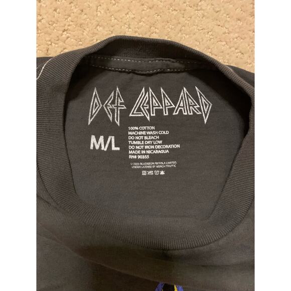 NWOT PacSun Def Leppard Animal Tee - Picture 3 of 3